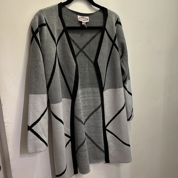 OLIVER by Escio Open Front Knit Cardigan - Picture 3 of 5